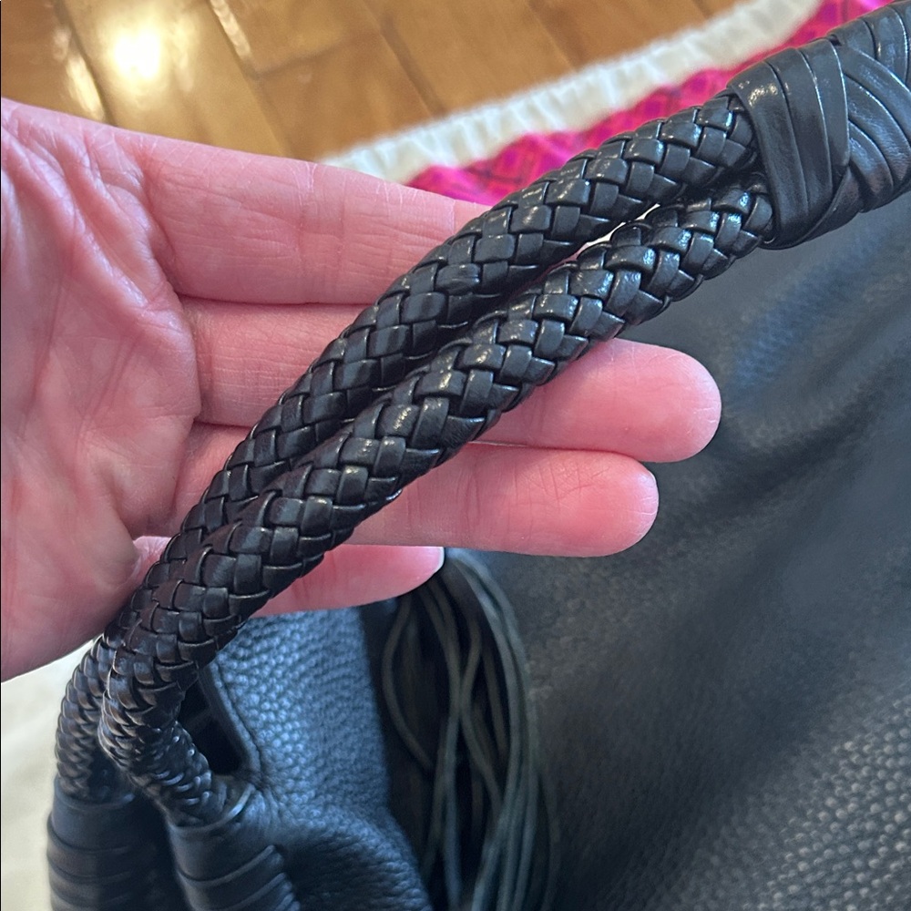 TORY BURCH TAYLOR Black Pebbled Leather Hobo Bag - Picture 5 of 14